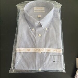 Roundtree & Yorke Blue Pinstripe Dress Shirt